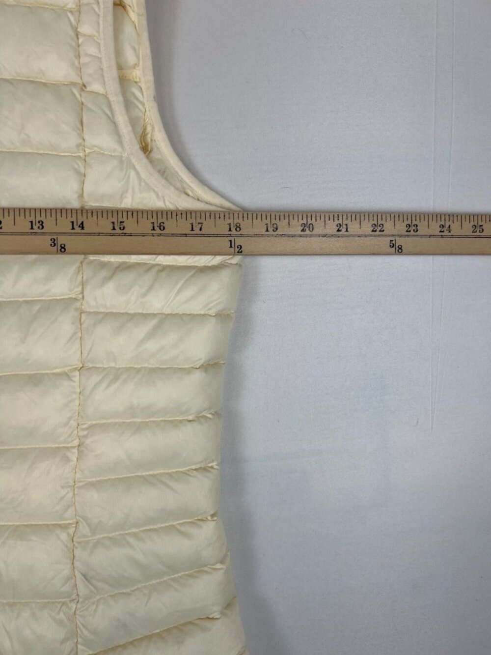 Patagonia Women S Down Sweater Vest White NetPlus Recycled Nylon 84629 FA23 - Picture 13 of 13